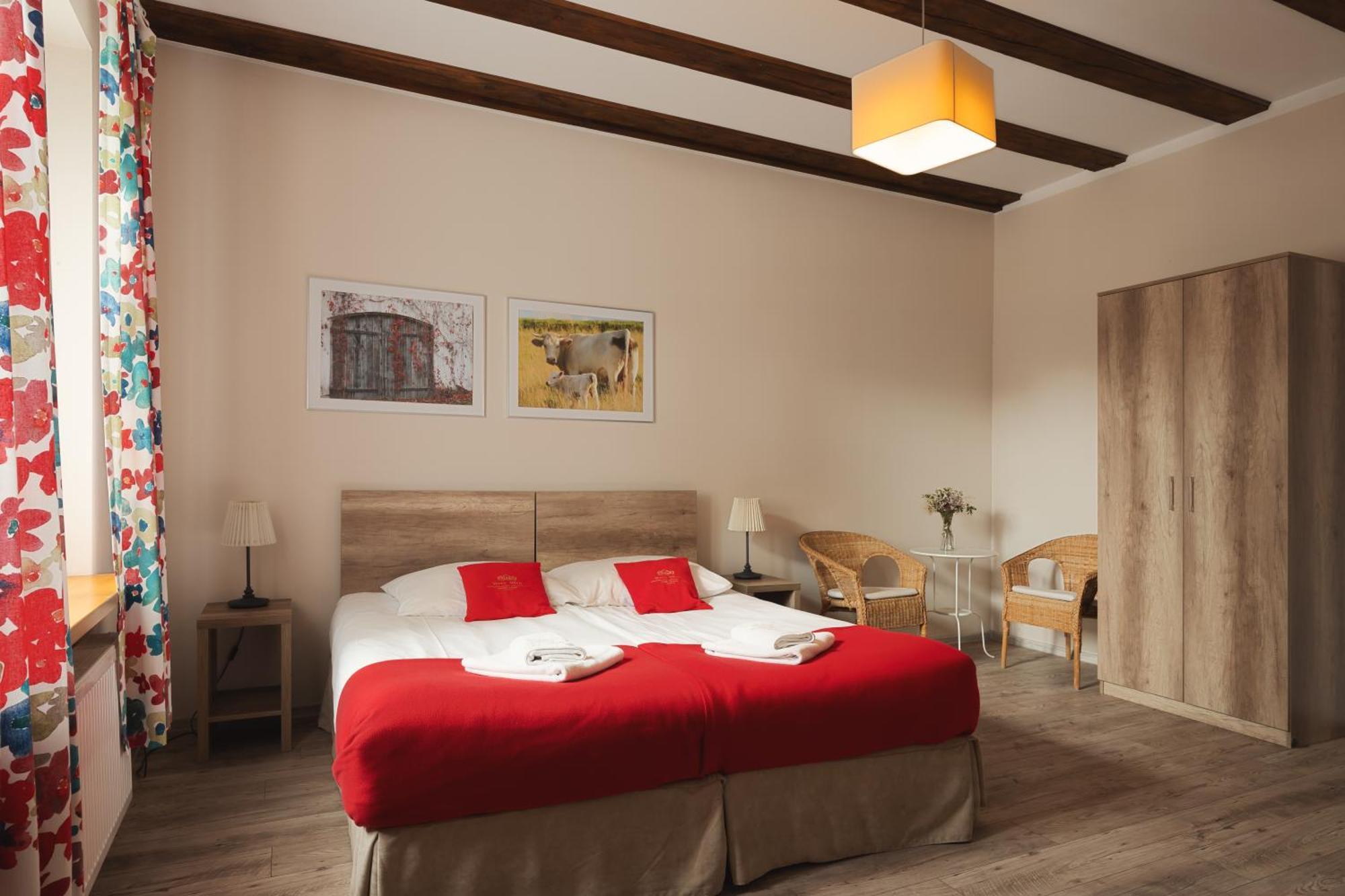 Stary Mlyn Strzeszyn Hotel Lubowo  Buitenkant foto