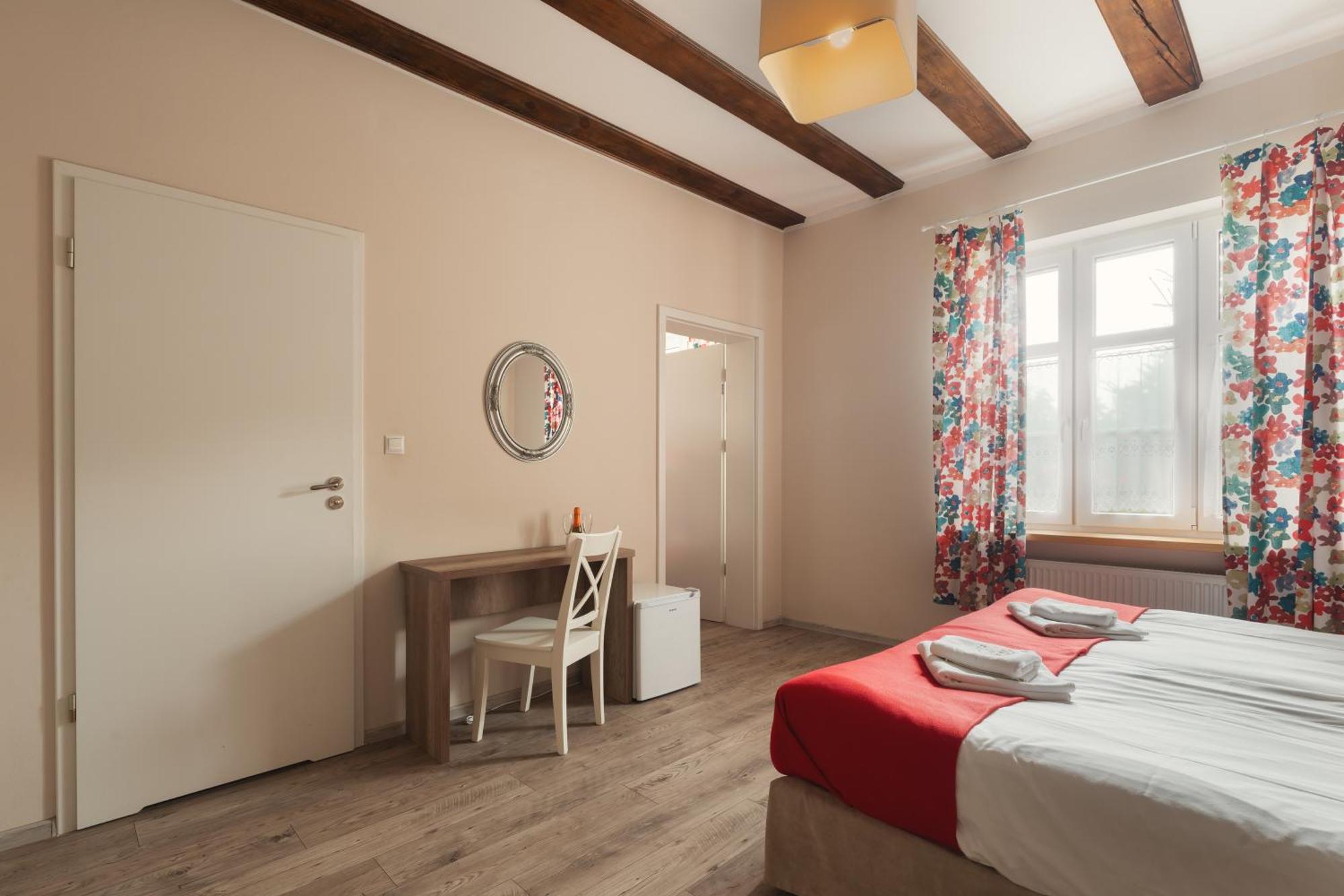 Stary Mlyn Strzeszyn Hotel Lubowo  Kamer foto