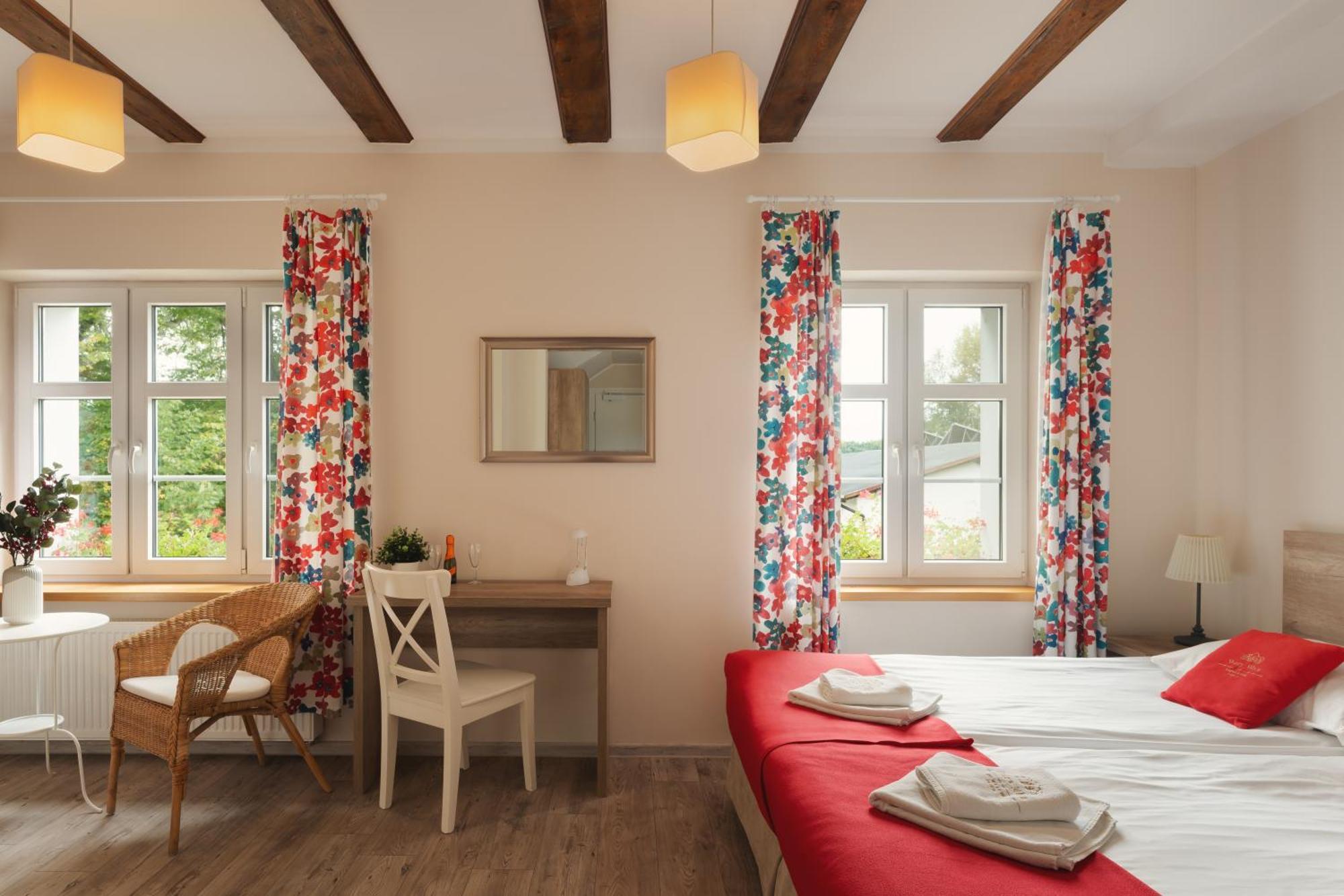 Stary Mlyn Strzeszyn Hotel Lubowo  Buitenkant foto